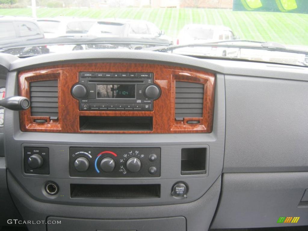 2006 Ram 1500 SLT Quad Cab 4x4 - Inferno Red Crystal Pearl / Medium Slate Gray photo #21