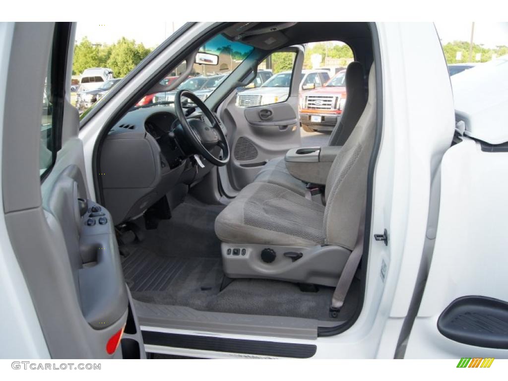Medium Graphite Interior 2000 Ford F150 XLT Regular Cab 4x4 Photo #48780250