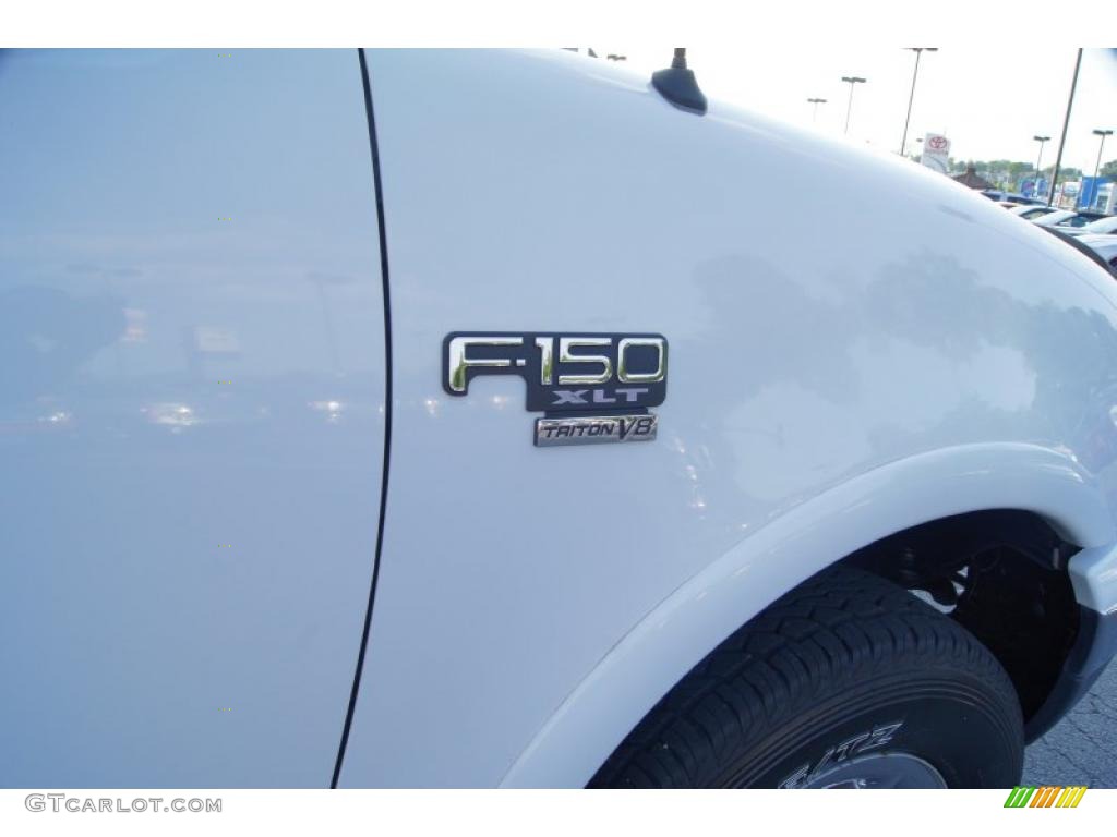 2000 Ford F150 XLT Regular Cab 4x4 Marks and Logos Photos