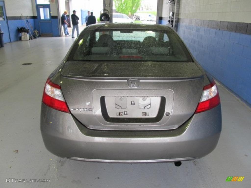 2006 Civic LX Coupe - Galaxy Gray Metallic / Gray photo #6