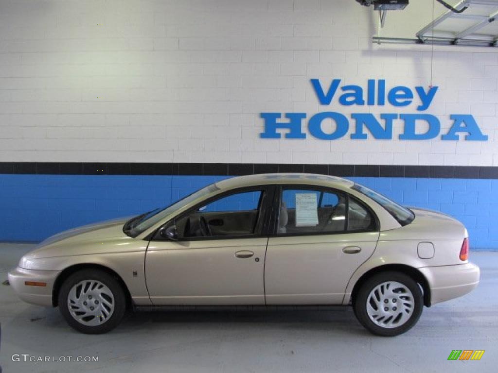 1998 S Series SL2 Sedan - Gold Metallic / Tan photo #2