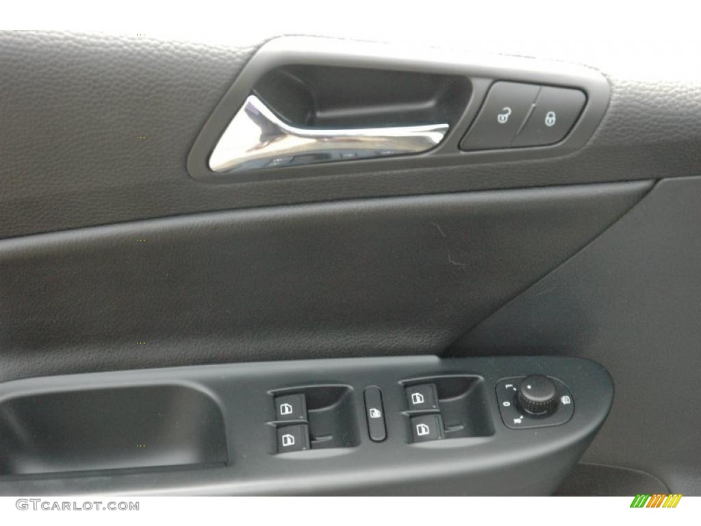 2008 Passat Komfort Sedan - Reflex Silver / Black photo #10