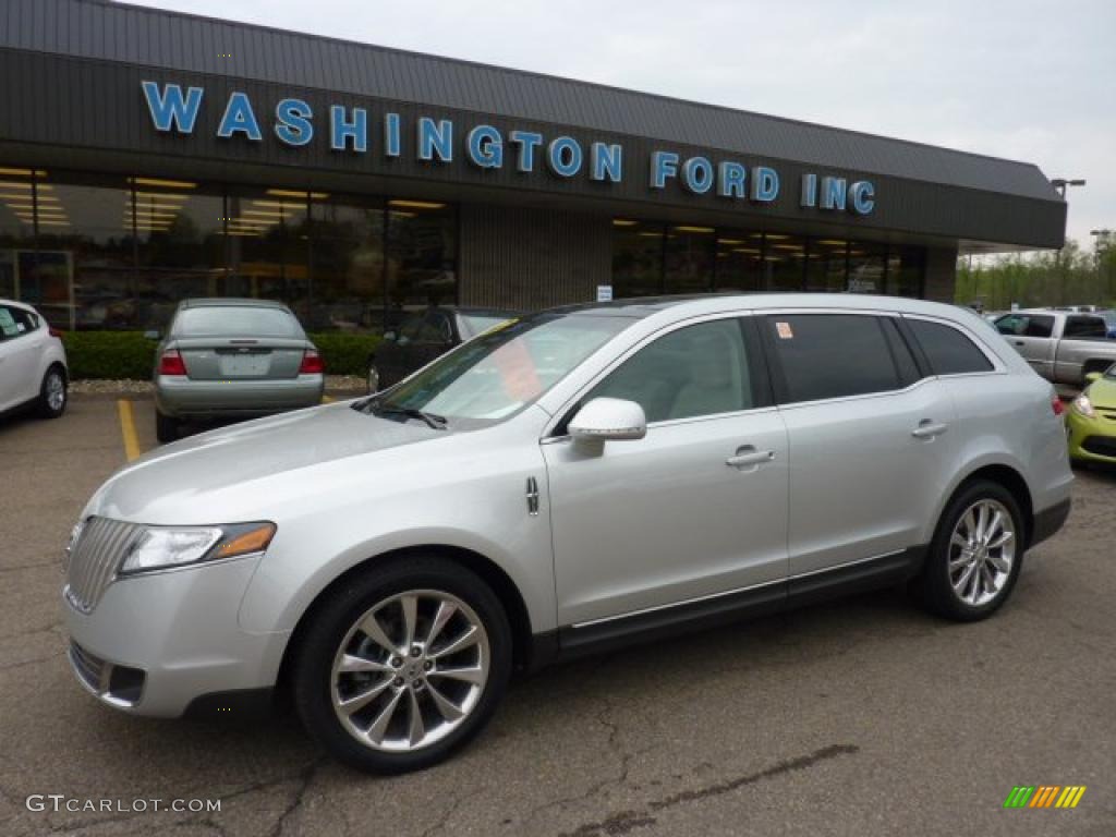 Ingot Silver Metallic Lincoln MKT