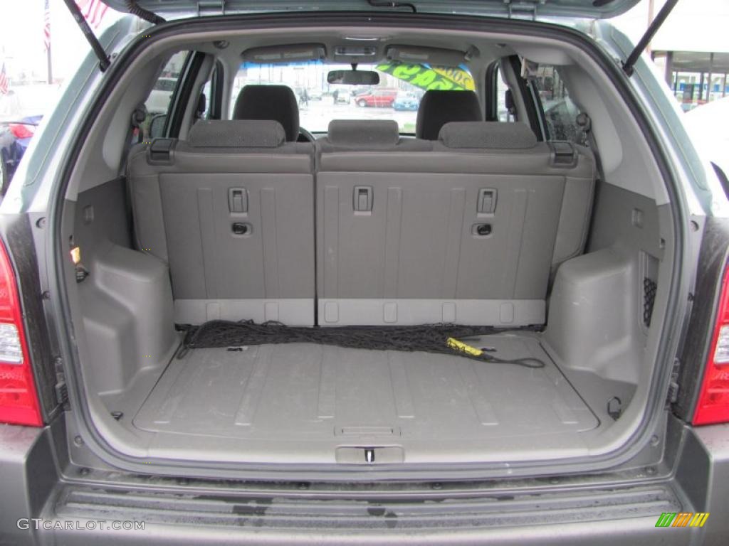 2008 Hyundai Tucson SE Trunk Photos