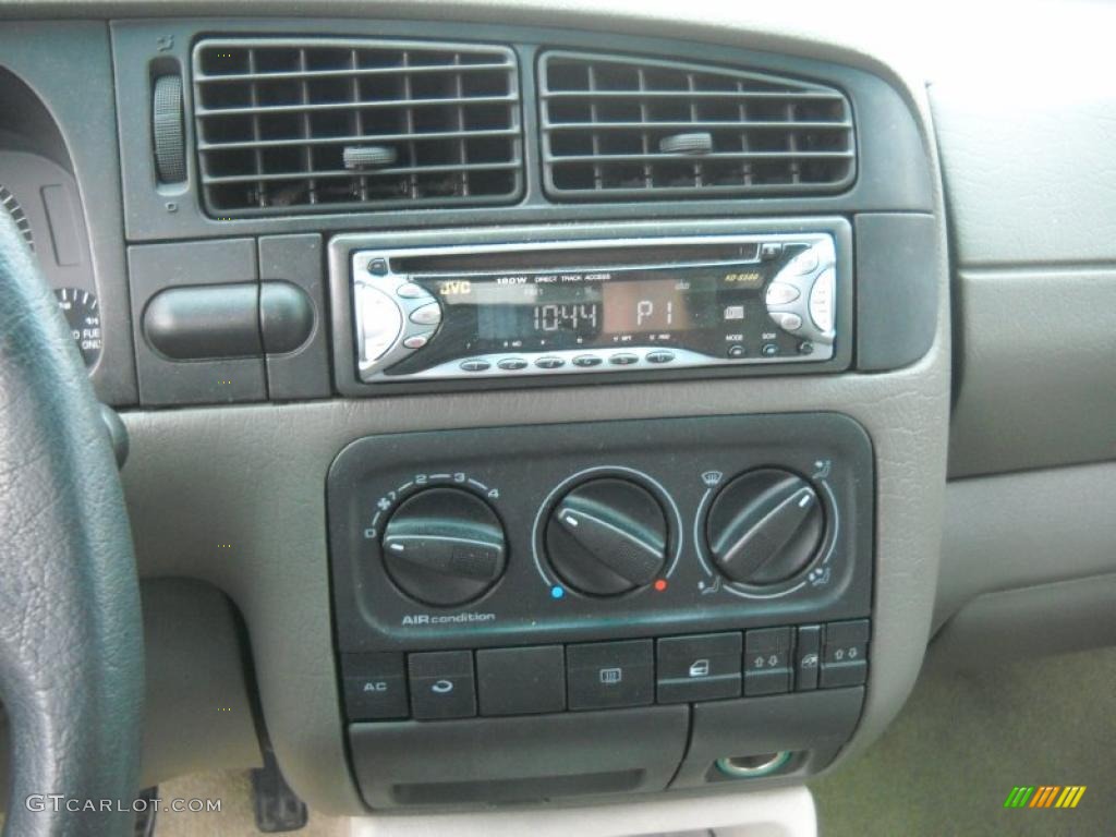 1998 Cabrio GL - Cool White / Beige photo #17