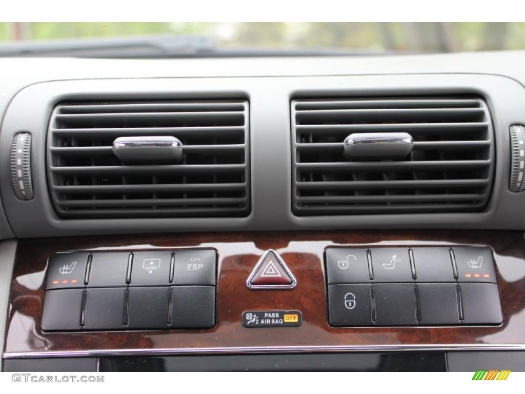 2007 Mercedes-Benz C 280 4Matic Luxury Controls Photo #48788885