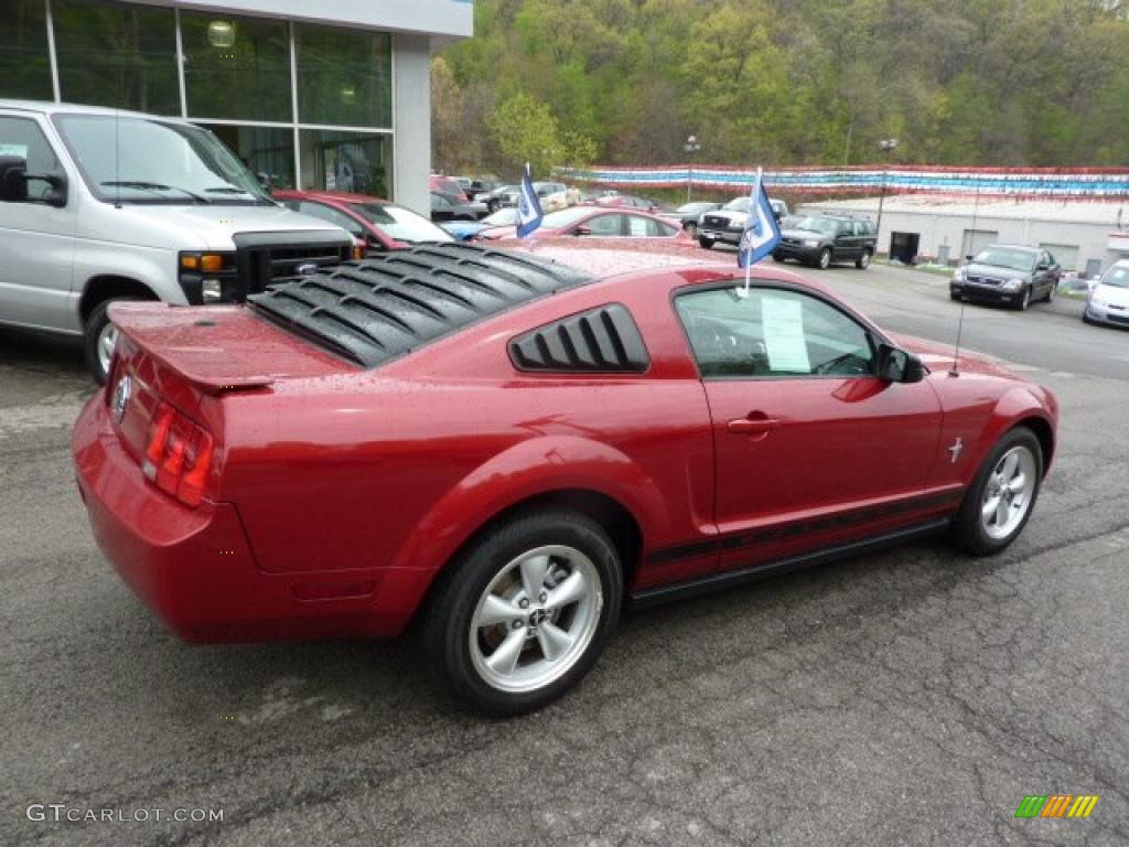 2008 Mustang V6 Premium Coupe - Dark Candy Apple Red / Light Graphite photo #2