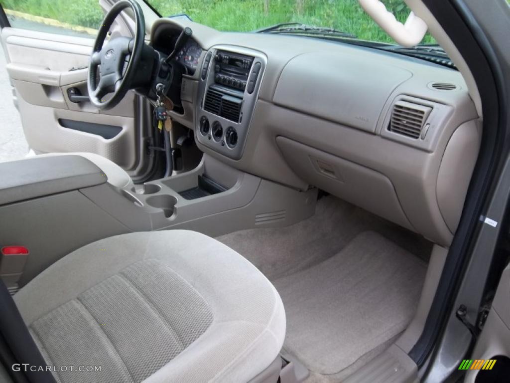2004 Explorer XLT 4x4 - Mineral Grey Metallic / Medium Parchment photo #10
