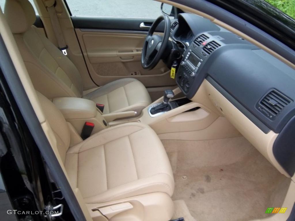 Pure Beige Interior 2007 Volkswagen Jetta 2.5 Sedan Photo #48792496