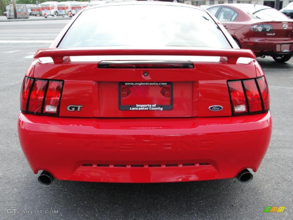 2004 Mustang GT Coupe - Torch Red / Medium Graphite photo #5