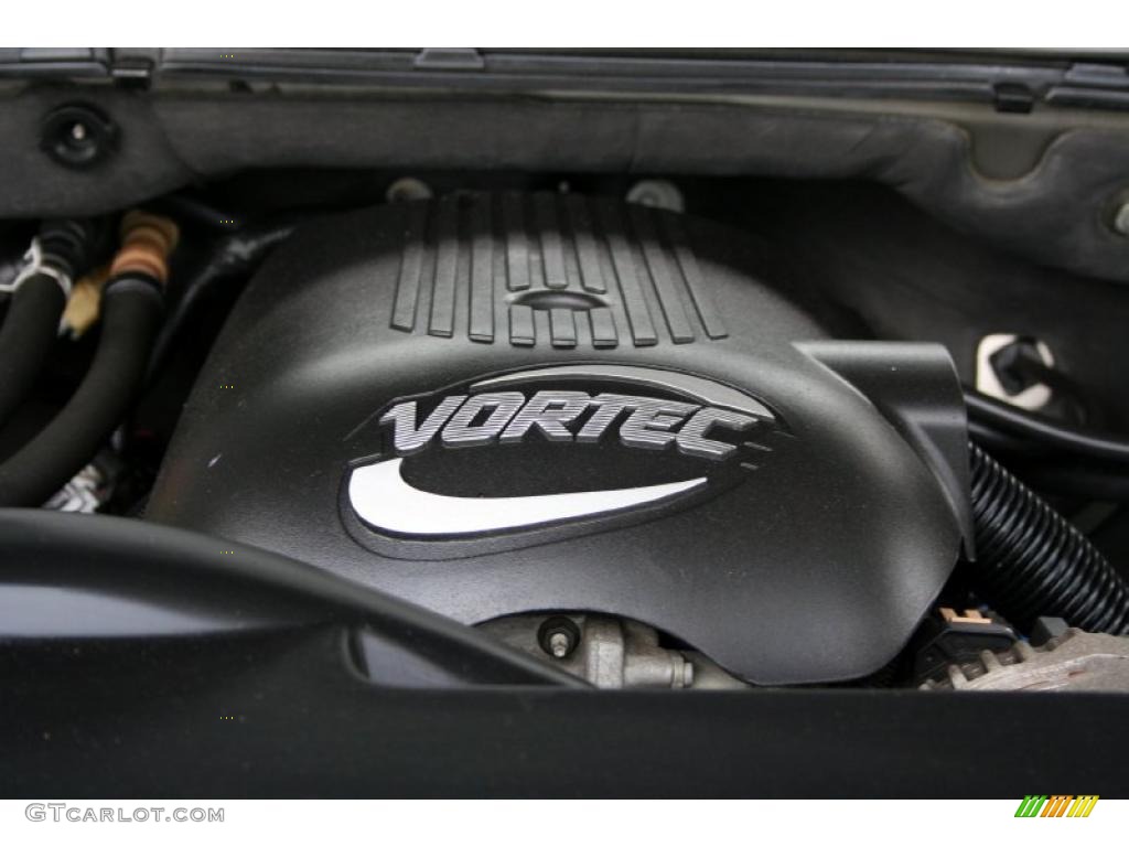 2002 Chevrolet Suburban 1500 Z71 4x4 5.3 Liter OHV 16-Valve Vortec V8 Engine Photo #48795511