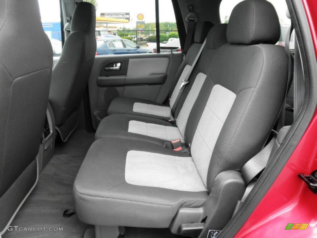 Medium Flint Grey Interior 2006 Ford Expedition XLT 4x4 Photo #48797530
