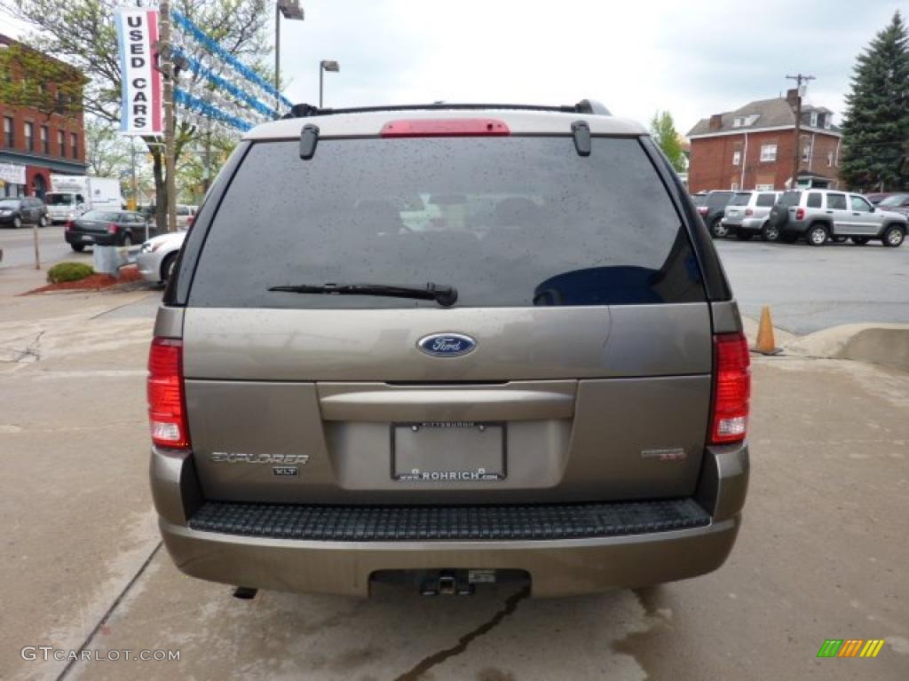 2005 Explorer XLT 4x4 - Mineral Grey Metallic / Medium Parchment photo #3