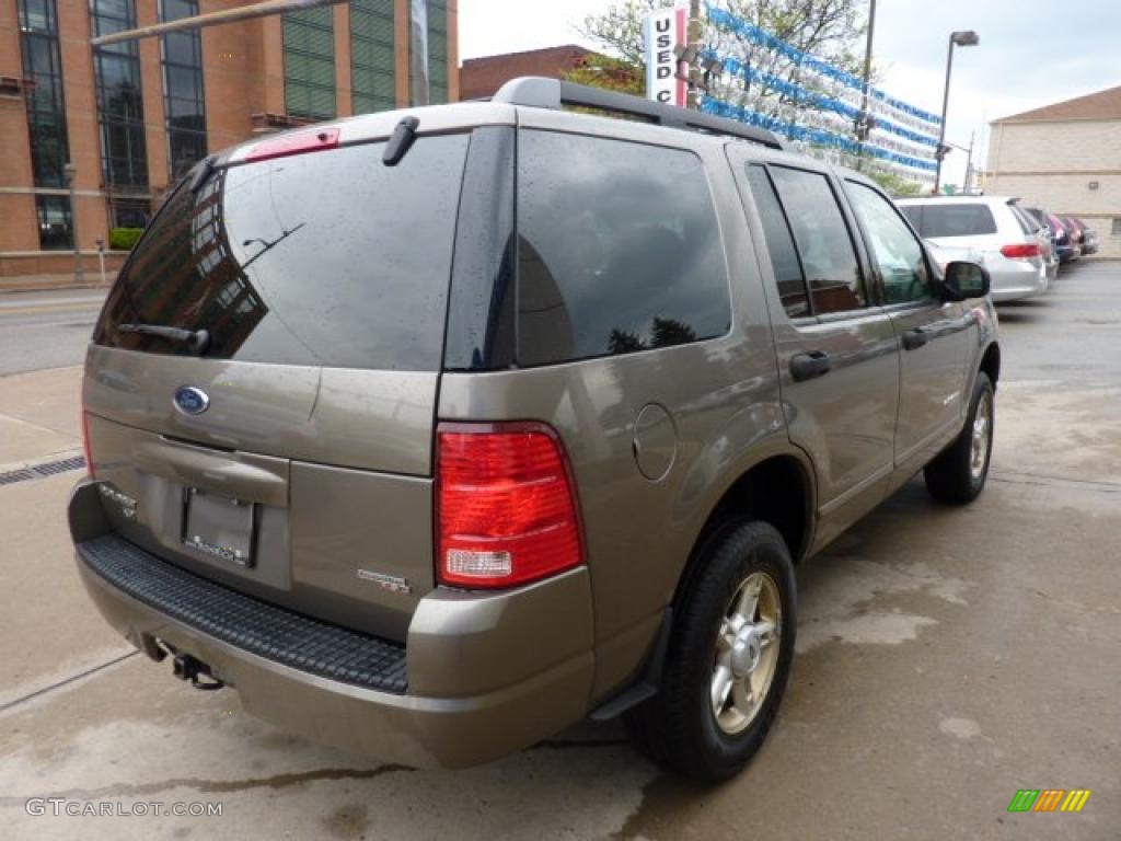 2005 Explorer XLT 4x4 - Mineral Grey Metallic / Medium Parchment photo #4