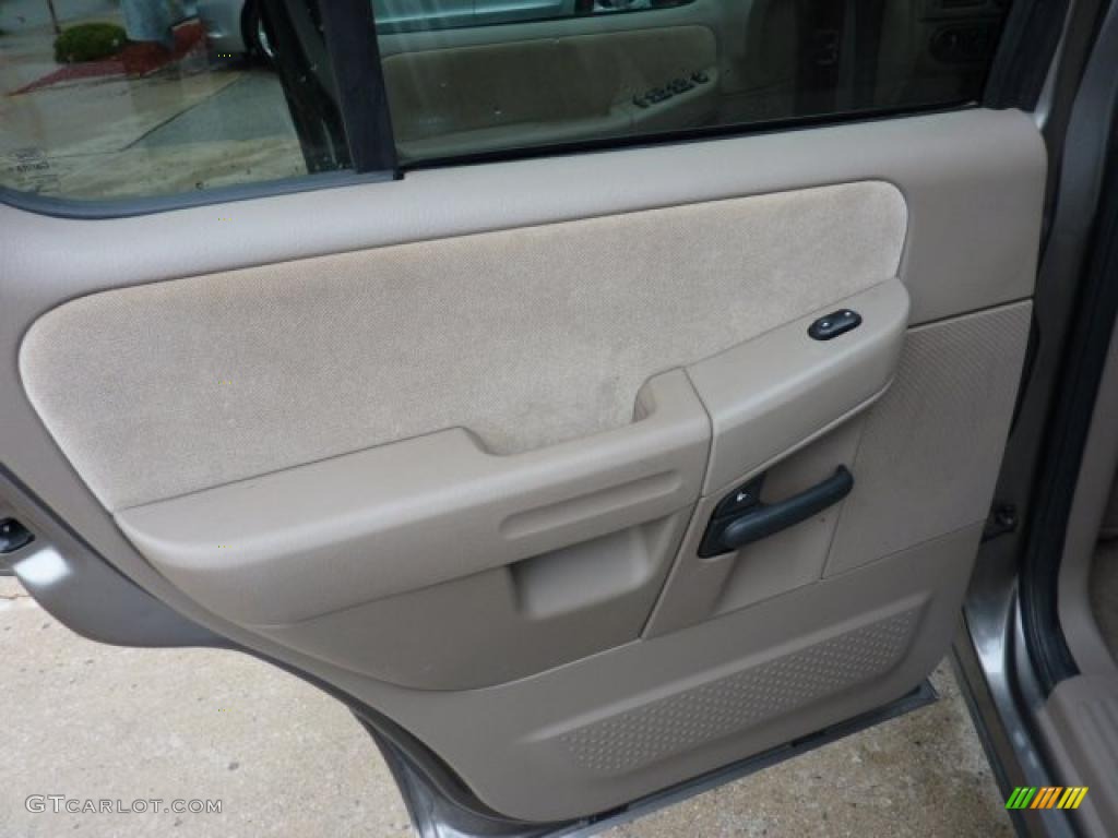 2005 Explorer XLT 4x4 - Mineral Grey Metallic / Medium Parchment photo #14