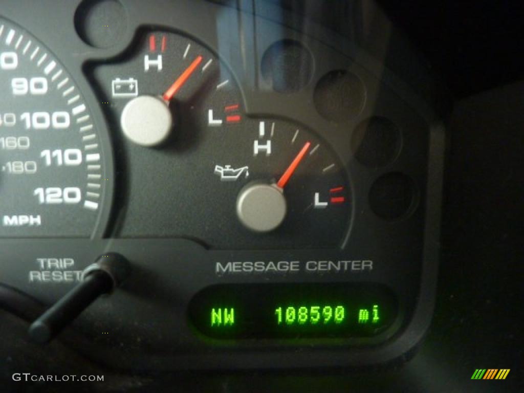 2005 Explorer XLT 4x4 - Mineral Grey Metallic / Medium Parchment photo #19