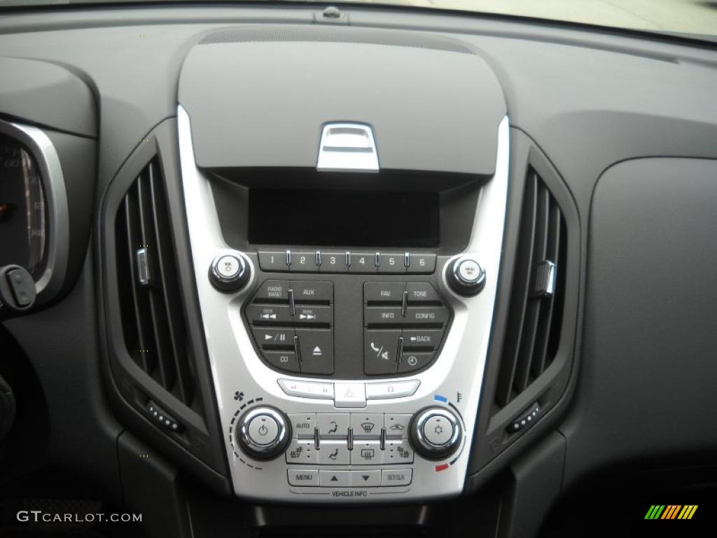 2011 Chevrolet Equinox LT AWD Controls Photo #48800677