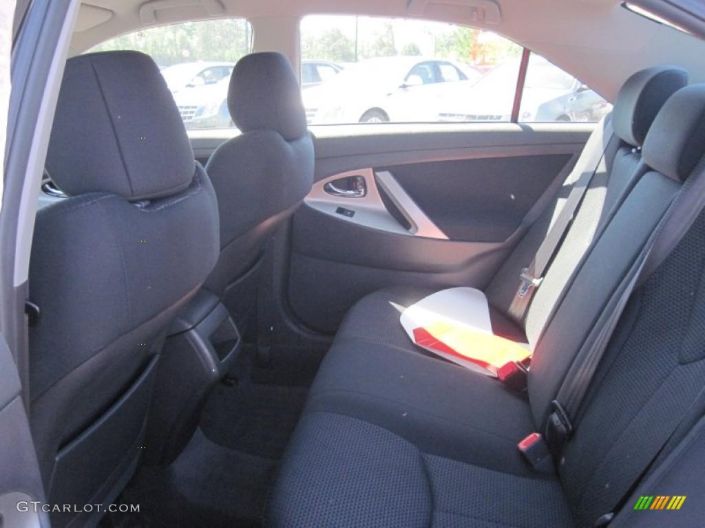 2010 Camry SE - Classic Silver Metallic / Dark Charcoal photo #12