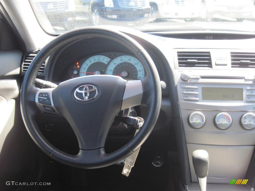 2010 Camry SE - Classic Silver Metallic / Dark Charcoal photo #13