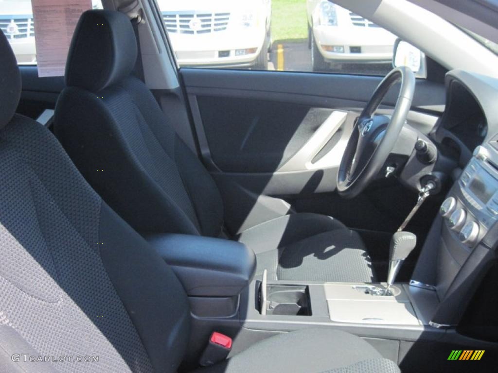 2010 Camry SE - Classic Silver Metallic / Dark Charcoal photo #15