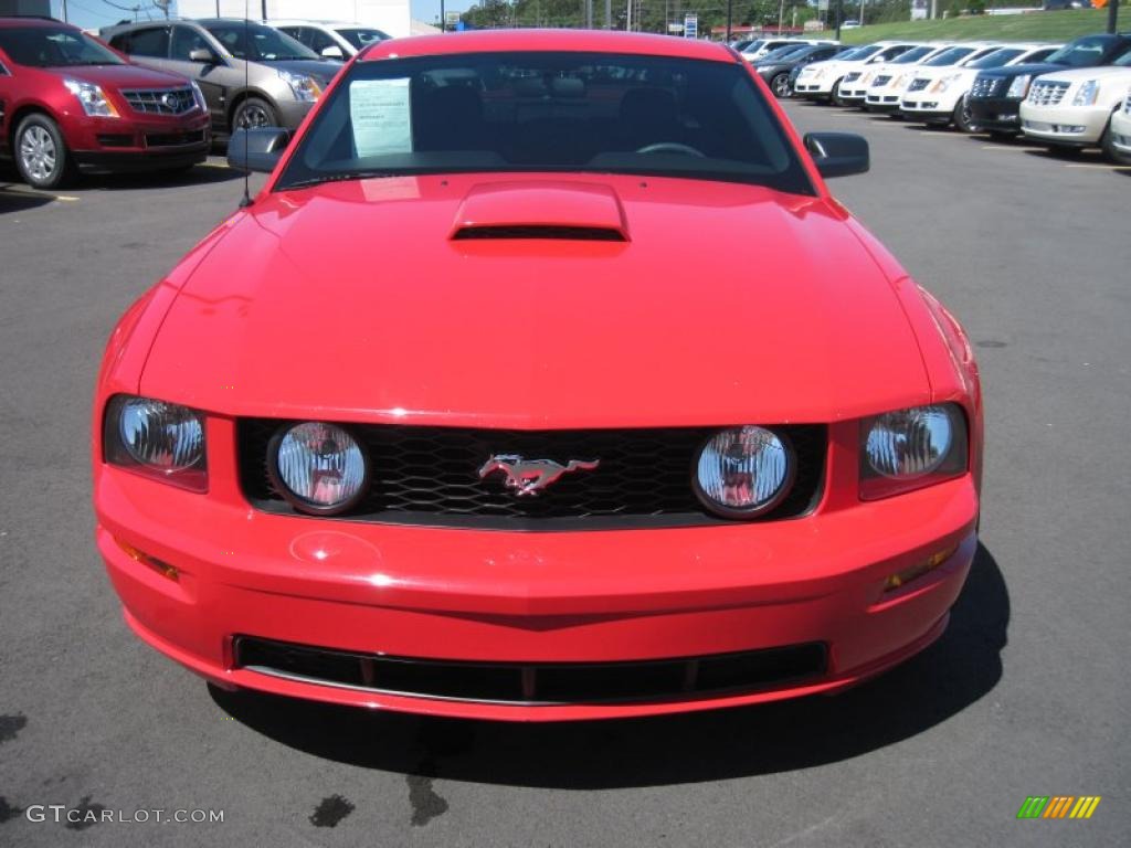 Torch Red 2008 Ford Mustang GT Deluxe Coupe Exterior Photo #48802687