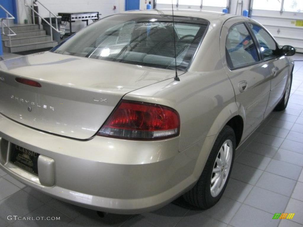 2003 Sebring LX Sedan - Light Almond Pearl Metallic / Sandstone photo #10