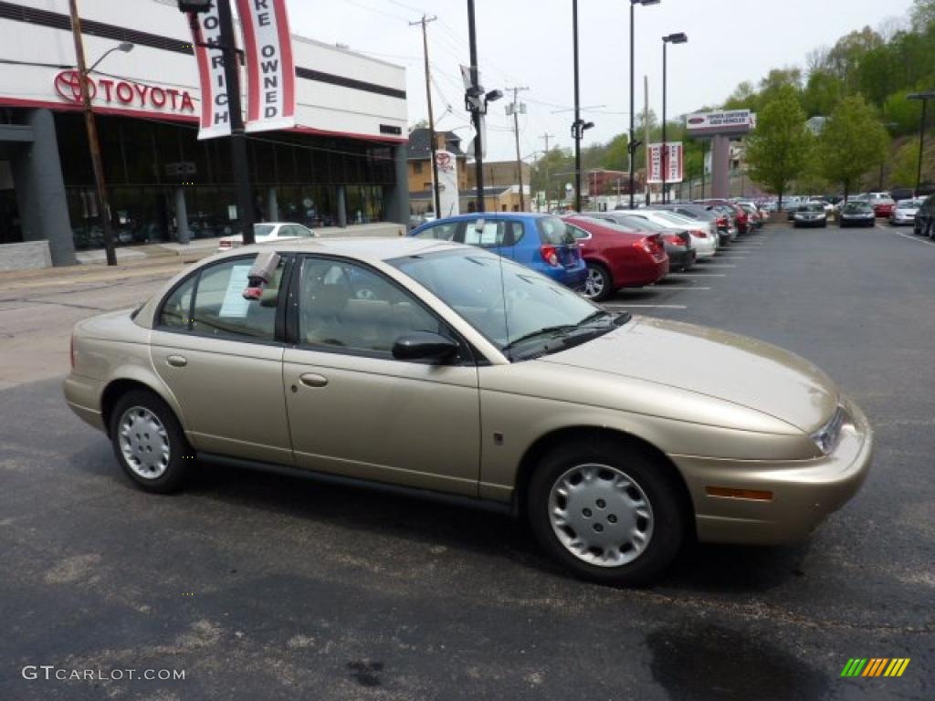 1997 S Series SL2 Sedan - Gold / Tan photo #5