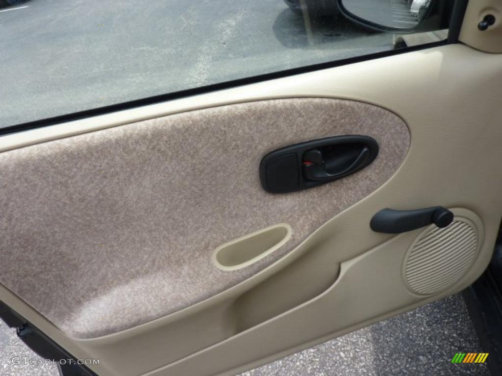 1997 S Series SL2 Sedan - Gold / Tan photo #15