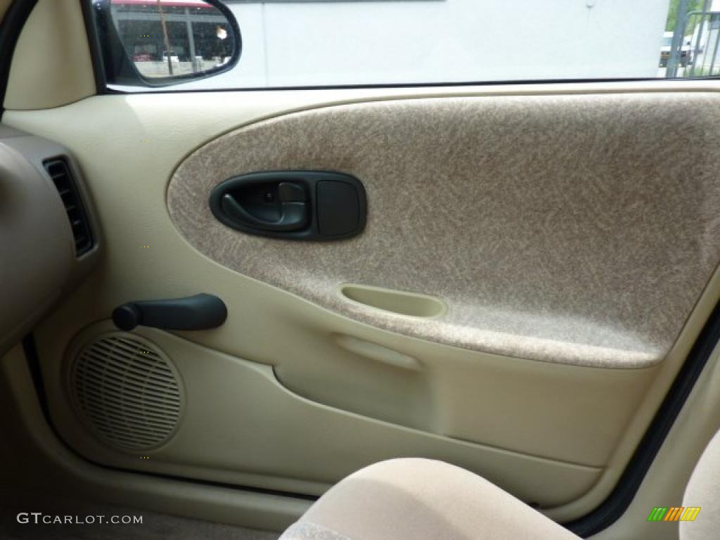 1997 S Series SL2 Sedan - Gold / Tan photo #18