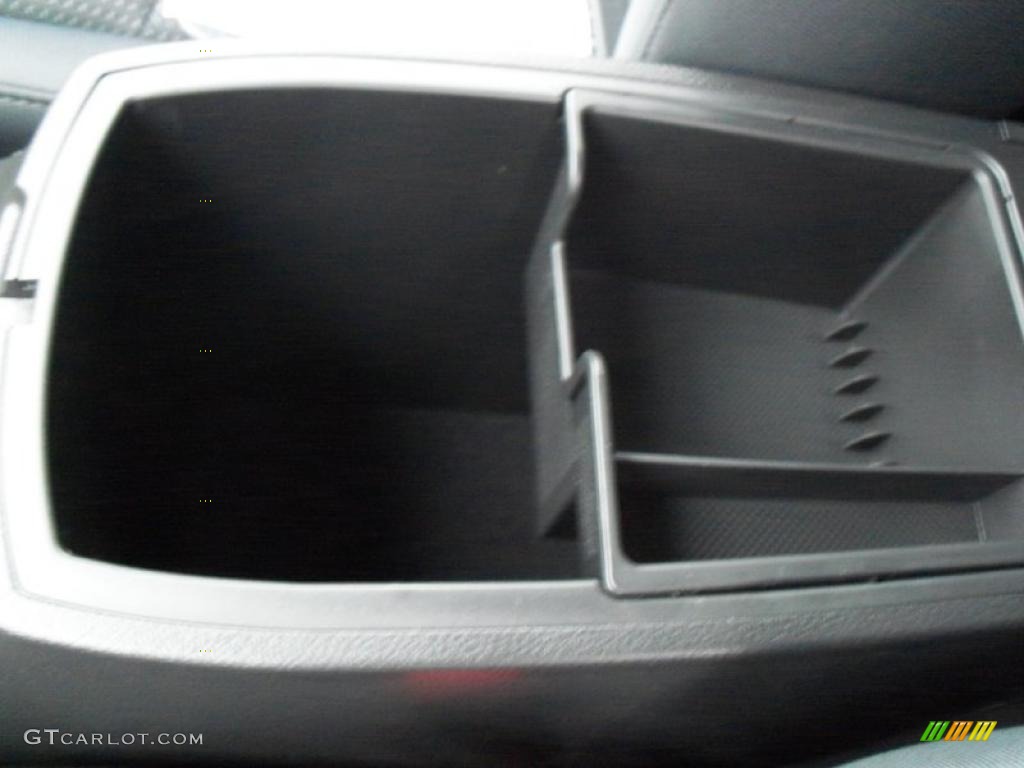 2011 Sorento LX V6 - Bright Silver / Black photo #18