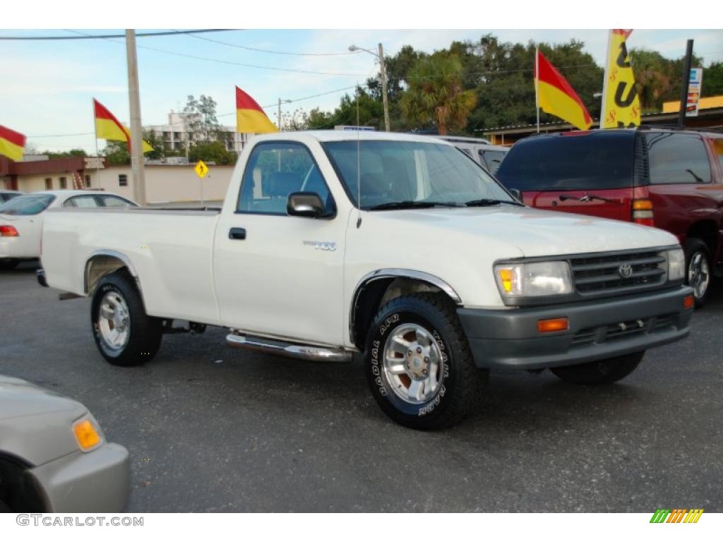 1996 T100 Truck Regular Cab - White / Blue photo #2