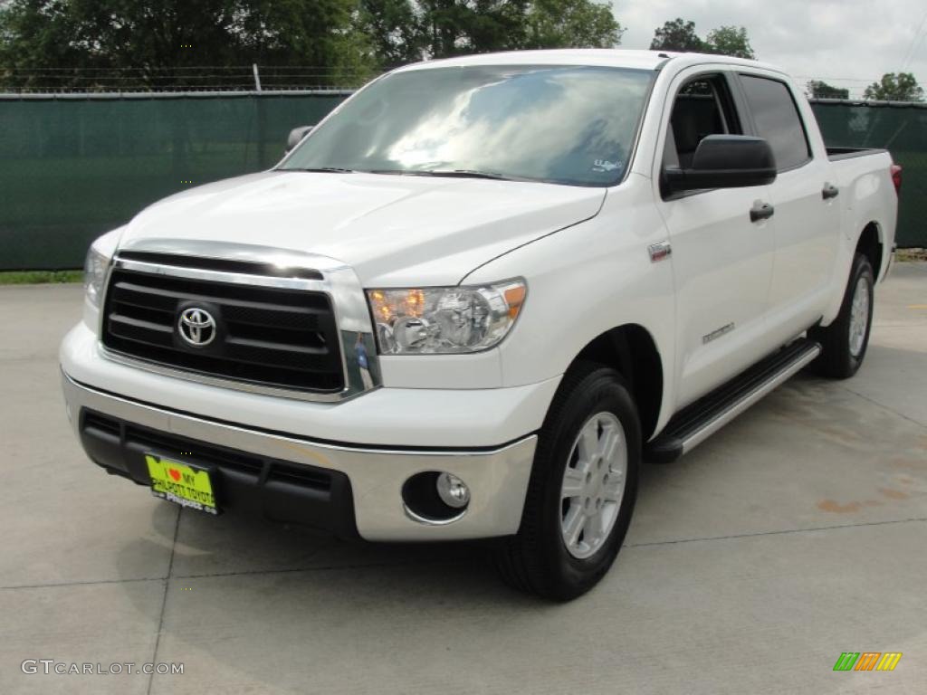 2010 Tundra CrewMax - Super White / Graphite Gray photo #7