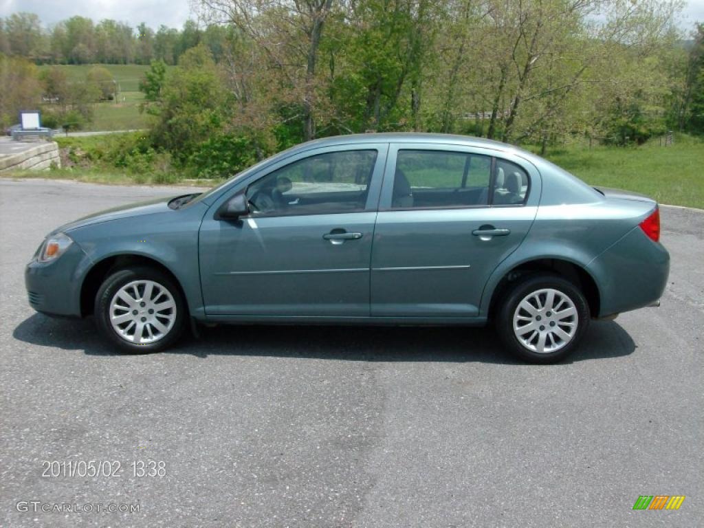 2010 Cobalt LT Sedan - Silver Moss Metallic / Ebony photo #2