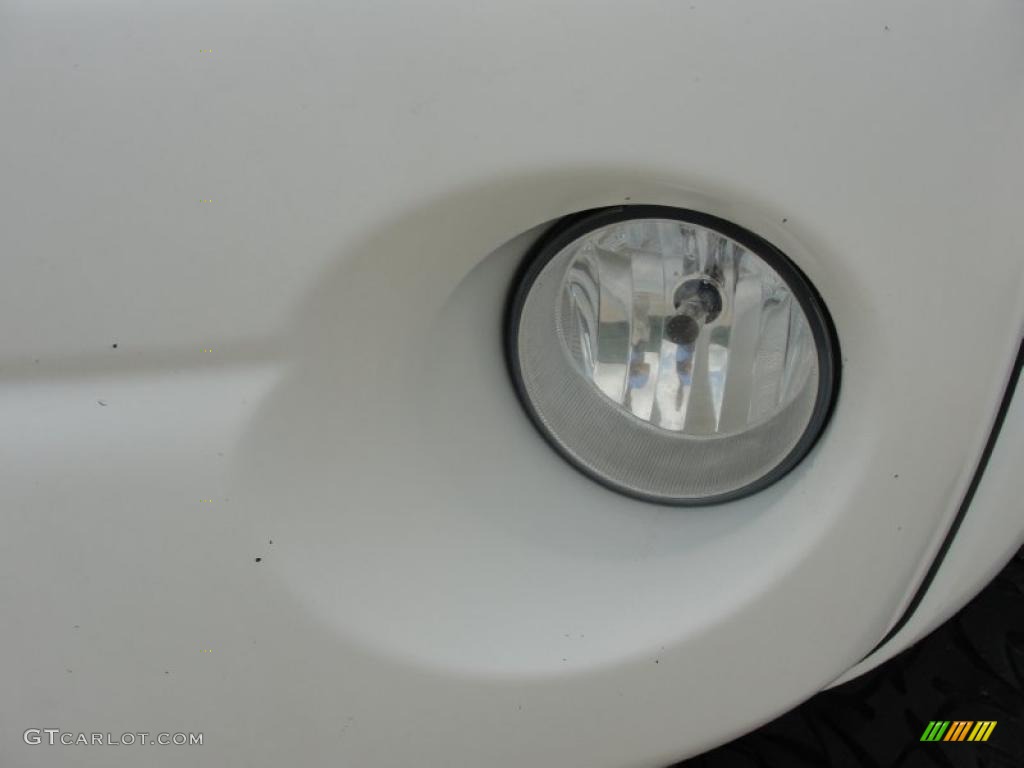 2006 Tacoma V6 PreRunner Double Cab - Super White / Graphite Gray photo #11