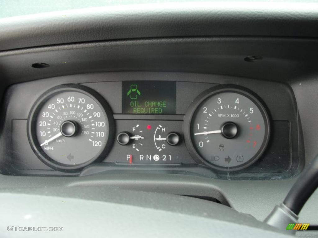 2006 Mercury Grand Marquis LS Gauges Photo #48809699