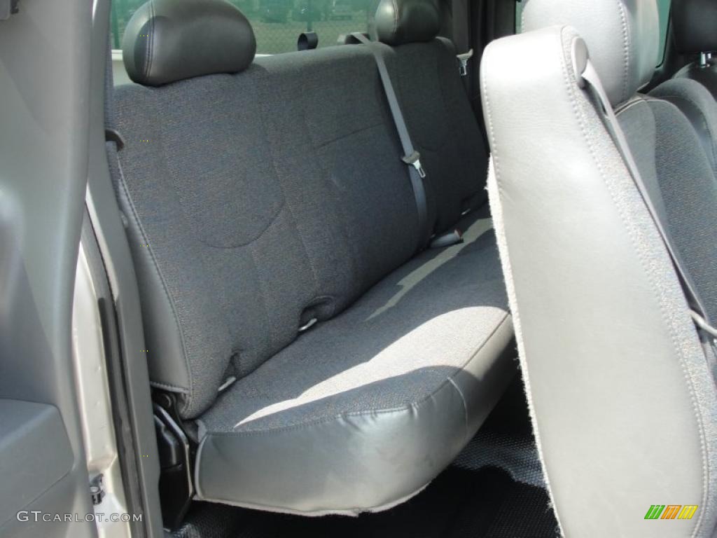 2006 Sierra 1500 SL Extended Cab - Silver Birch Metallic / Dark Pewter photo #28