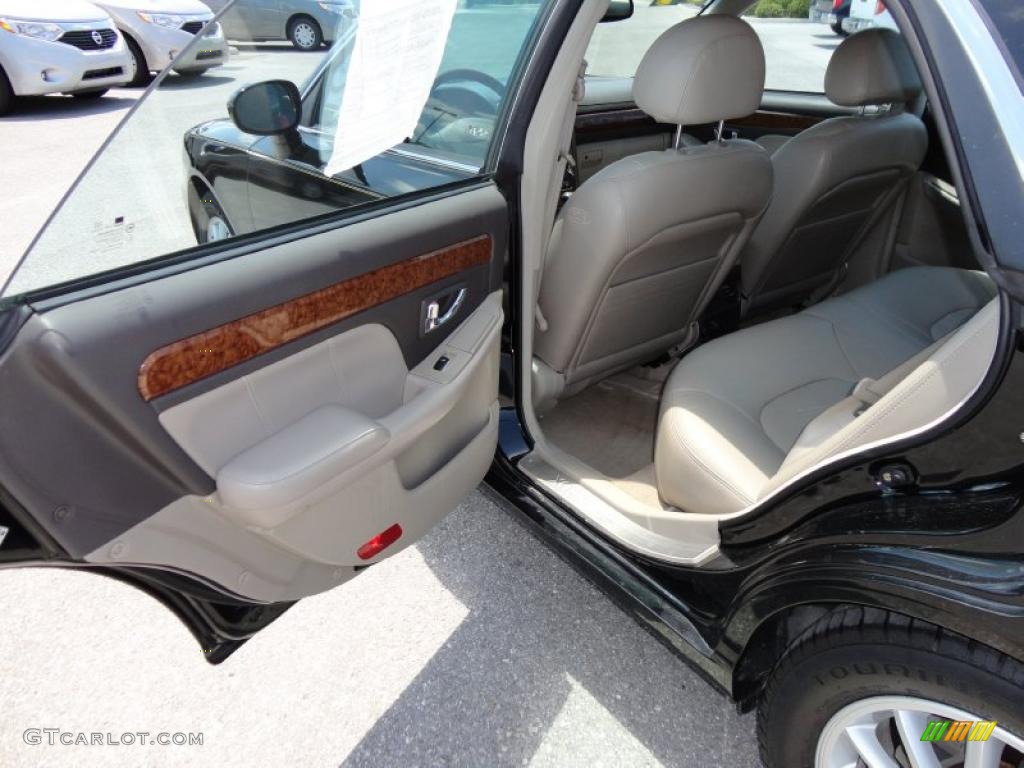 2004 XG350 L Sedan - Black Obsidian / Beige photo #7