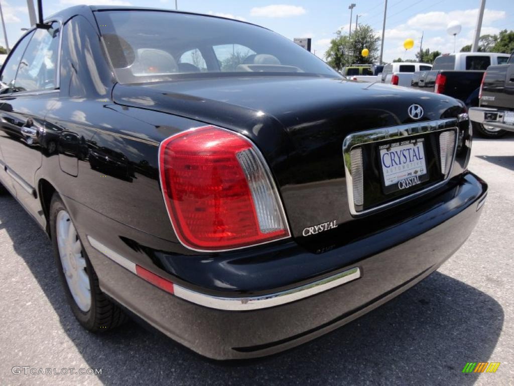 2004 XG350 L Sedan - Black Obsidian / Beige photo #10