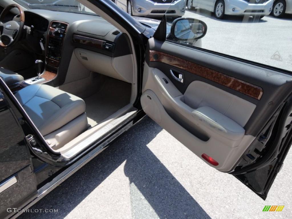 2004 XG350 L Sedan - Black Obsidian / Beige photo #18