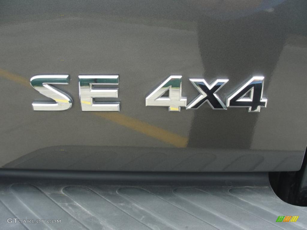 2009 Nissan Frontier SE Crew Cab 4x4 Marks and Logos Photo #48812622