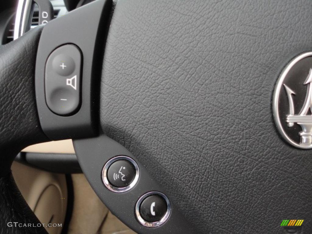 2011 Maserati GranTurismo Convertible GranCabrio Controls Photo #48816765
