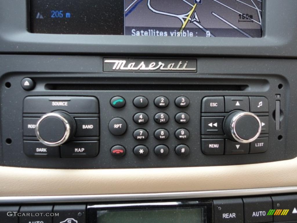 2011 Maserati GranTurismo Convertible GranCabrio Controls Photo #48816954