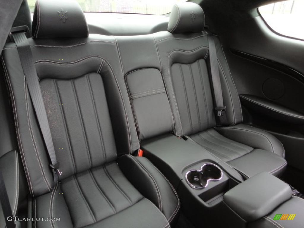 Nero Interior 2011 Maserati GranTurismo S Photo #48817416