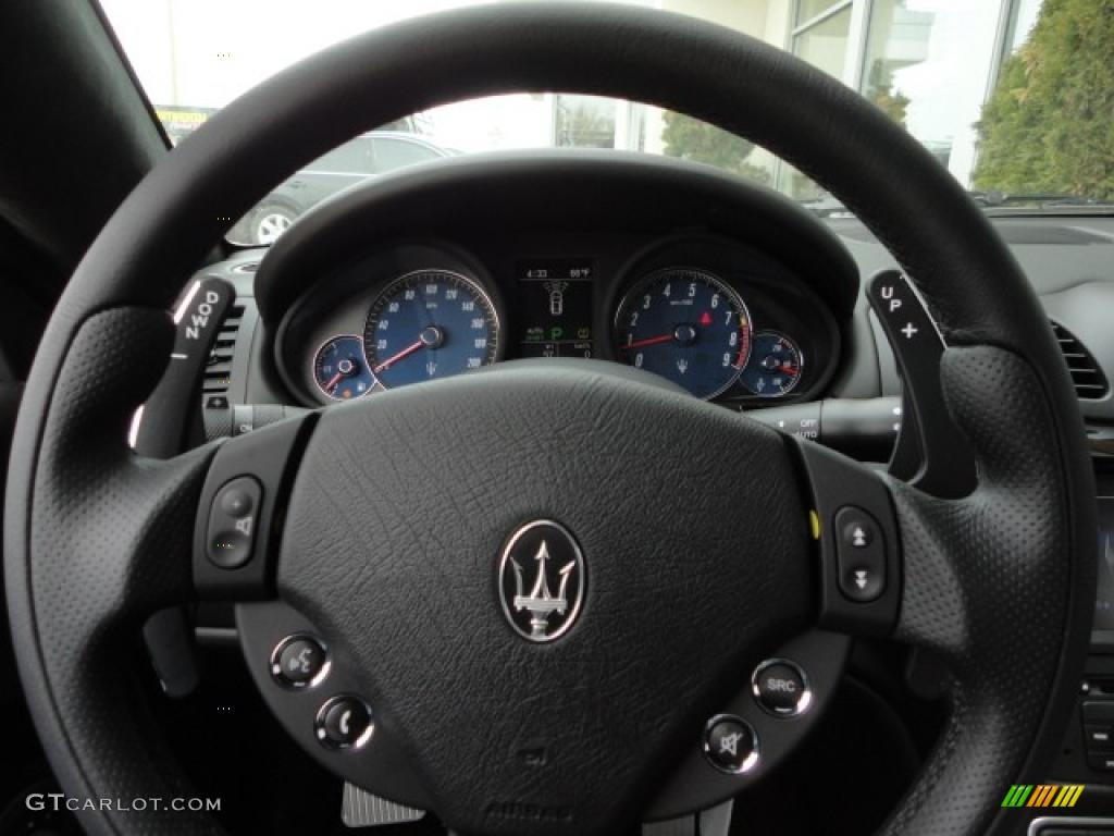 2011 Maserati GranTurismo S Nero Steering Wheel Photo #48817449