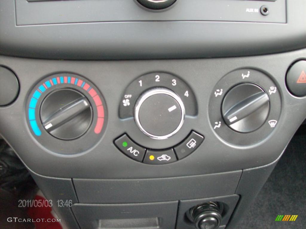 2011 Chevrolet Aveo LT Sedan Controls Photo #48818097