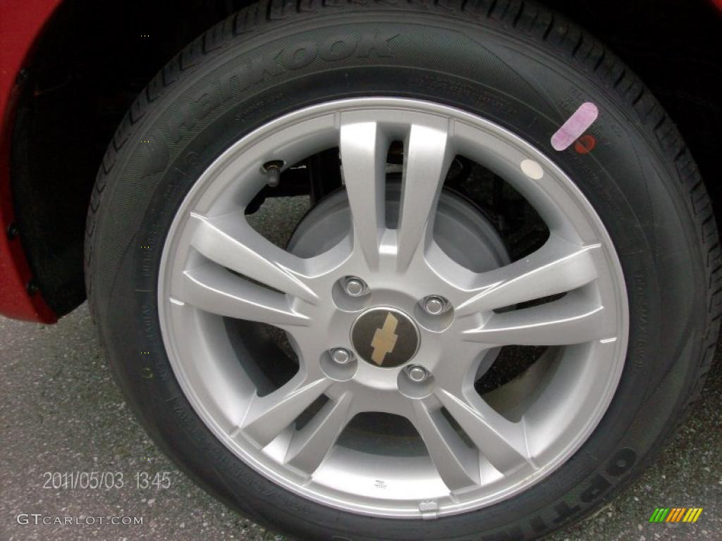 2011 Chevrolet Aveo LT Sedan Wheel Photo #48818112