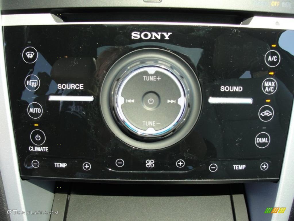 2011 Ford Explorer Limited Controls Photo #48820380