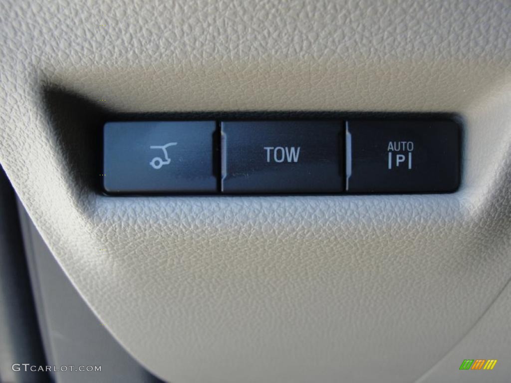 2011 Ford Explorer Limited Controls Photo #48820485