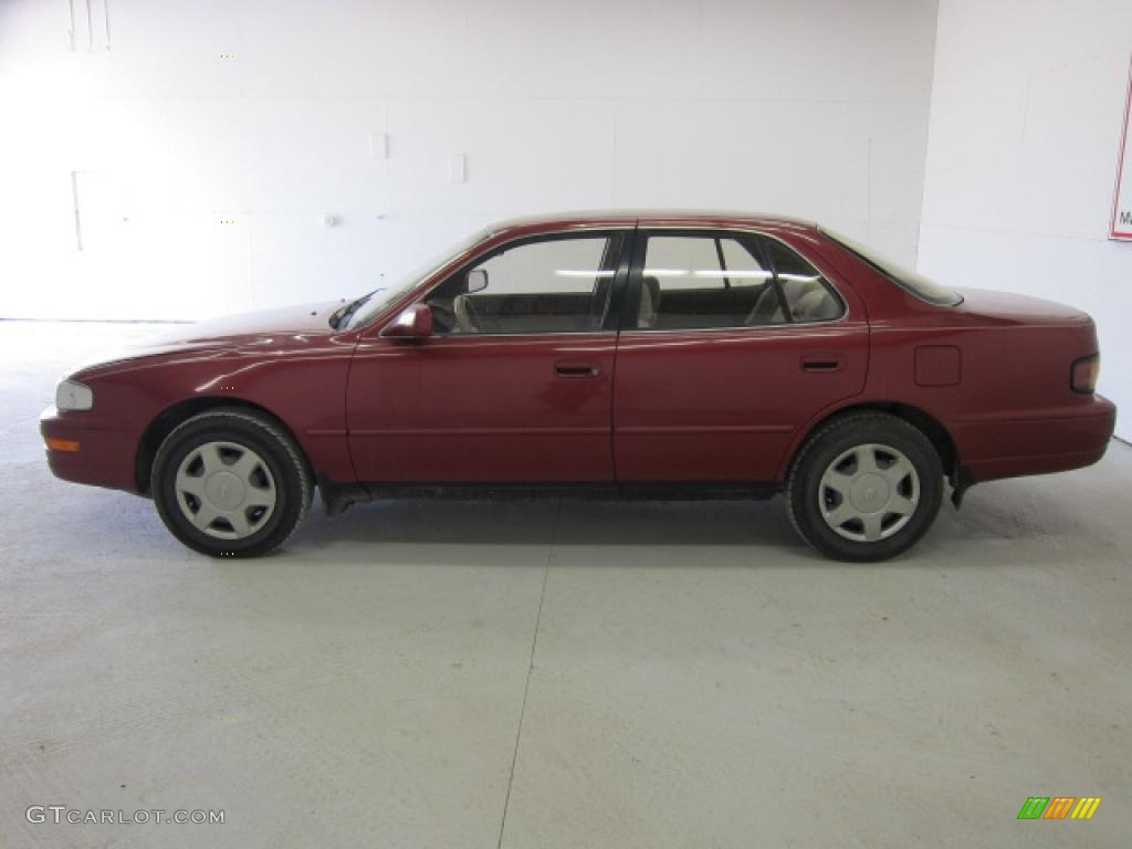1994 Camry LE V6 Sedan - Sunfire Red Metallic / Gray photo #1