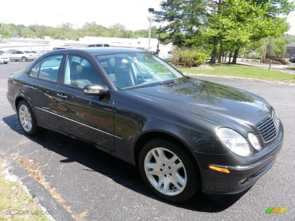 2004 E 500 Sedan - Black / Ash photo #1